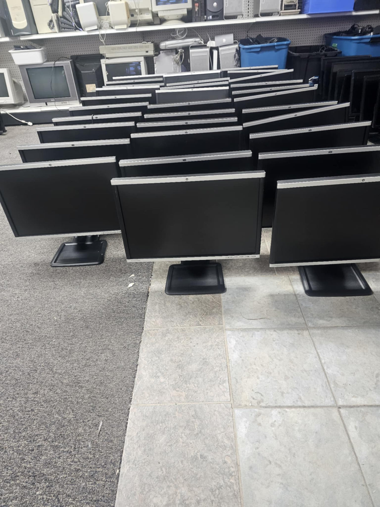 Lot of 50 HP LA2405X 24" Widescreen LED LCD Monitors
